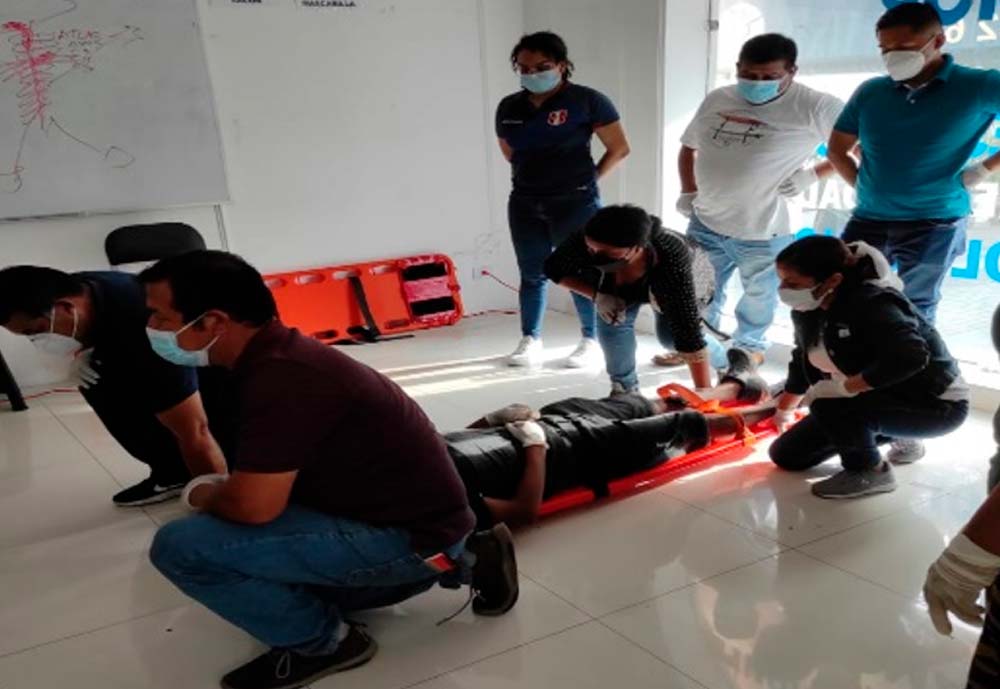 Curso de Transporte de heridos policontusos